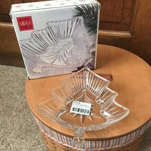NWT Mikasa Holiday Glass Evergreen Tree 8" Bowl